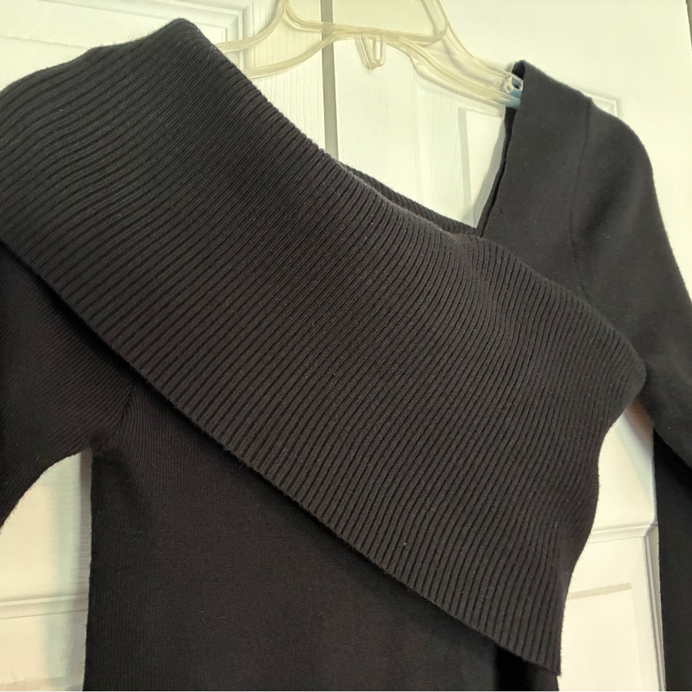 Line & Dot Sylvie Midi Sweater Dress - Picture 5 of 7